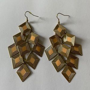 Glamorous cream and gold earrings